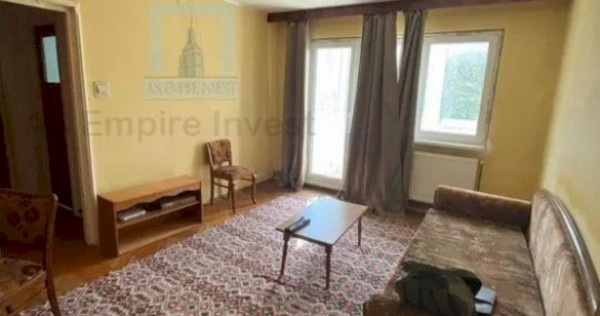 Apartament 3 camere - zona Centrul Civic