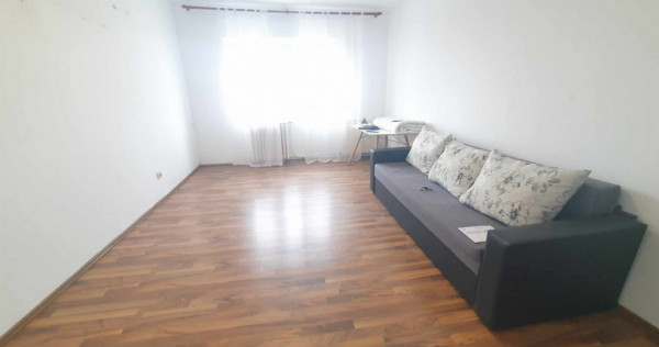 Apartament 3 camere, situat în Târgu Jiu, Lt. Col. D-tru P