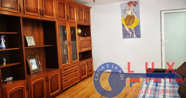 ID 218 Apartament 3 camere pe Strada 1848