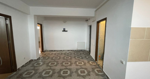 APARTAMENT 4 CAMERE, ZONA BUNA