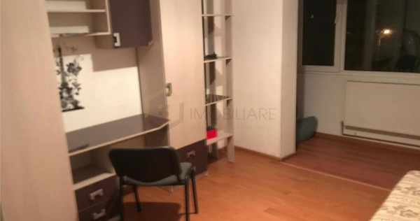 Apartament 4 camere decomandat, mobilat si utilat, zona Lipo