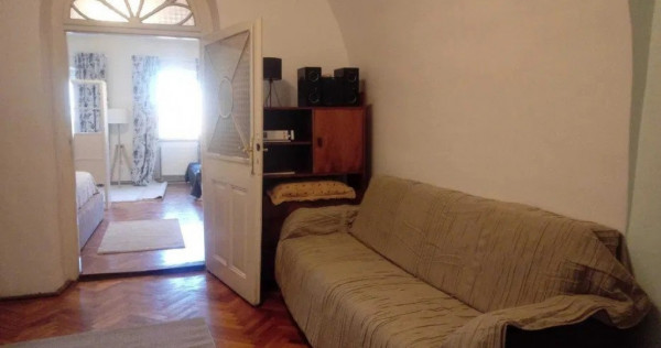 Apartament 2 camere centru Istoric