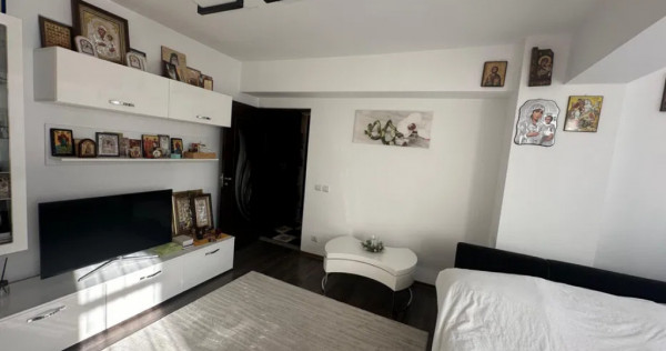 Apartament cu 2 camere decomandate Etaj 1 - Bloc Nou Zona Burdujeni