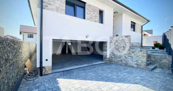 Casa individuala de vanzare pe un nivel la intrare in Selimb