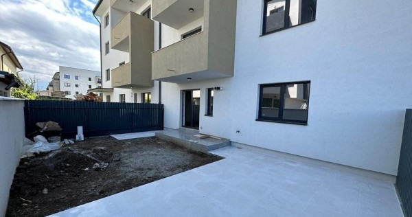 Apartament 2 camere cu,curte proprie încălzire în pardoseala