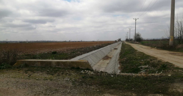 Teren agricol extravilan de , la 24 km de Pitesti