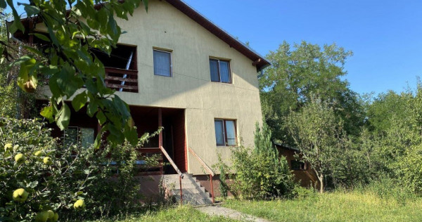 Varbilau - Cotofenesti, Casa 71 mp, 3 camere, lot 1300 mp!