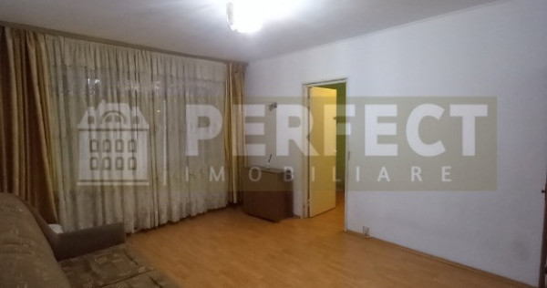 Apartament 2 cam, et. 2/4 , Cosminele - 44500 euro