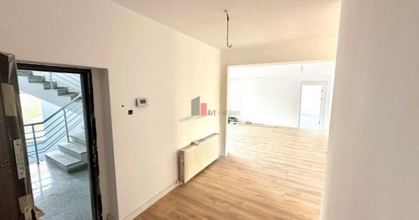 Apartament superb 3 camere Piata Muncii