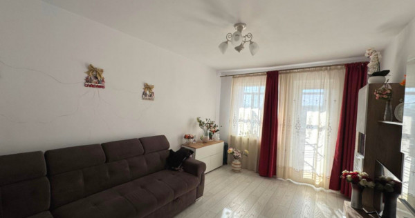 Apartament 3 camere decomandat - Podu Roș, Restaurant Odeon