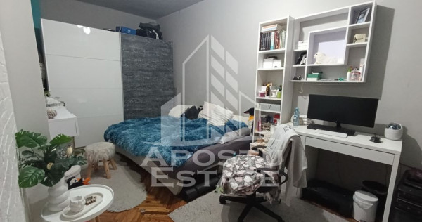 Apartament cu 4 camere, centrala proprie, 2 bai, terasa, ...