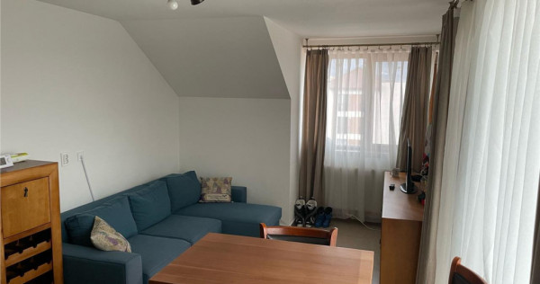 Apartament 2 camere, zona Tractorul