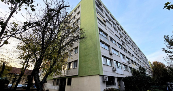 Apartament cu 3 camere decomandat Tineretului