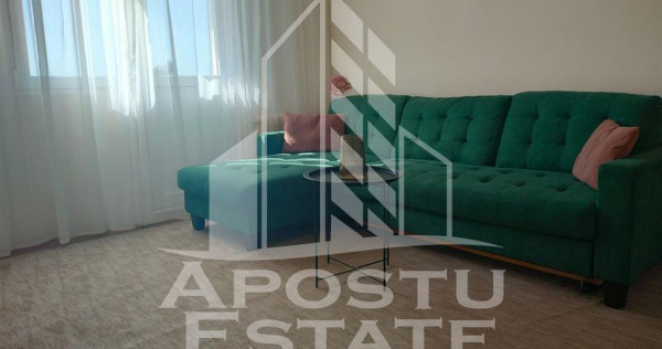 Apartament cu 2 camere semidecomandatin zona Vlaicu