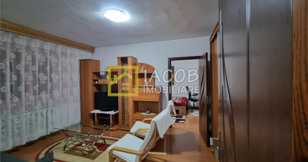 APARTAMENT 2 camere et.1, ULTRACENTRAL Bacau