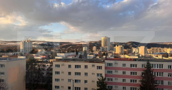 Apartament cu 3 camere, decomandat, 64 mp, zona-Manastur