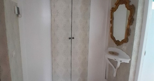 Apartament cu 3 camere Zona Zamca