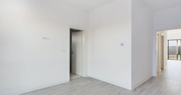 Duplex modern, pe parter, amplasat într-o zonă liniști...