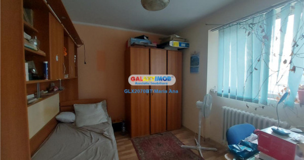 Apartament 4 camere, etaj 1, zona Rapsodia!