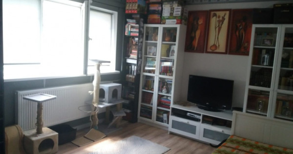 Apartament 4 camere Rahova Teius