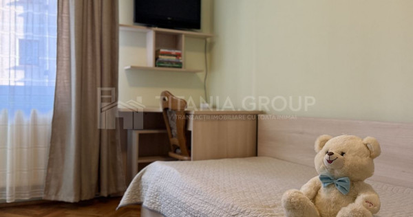 Apartament 3 camere decomandat, cu loc de parcare - Centr...