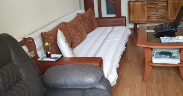 Apartament cu 3 camere, semidecomandat - zona Astra