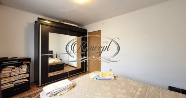 Apartament la etaj intermediar, zona Iulius Mall