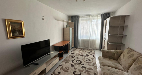 Apartament 3 camere, decomandat/ Bl Chisinau/Diham