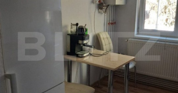 Apartament de vanzare, 2 camere, 57 mp, etaj 1, zona Teaca