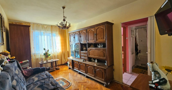 Apartament 2 camere,etaj 2 zona Dacia