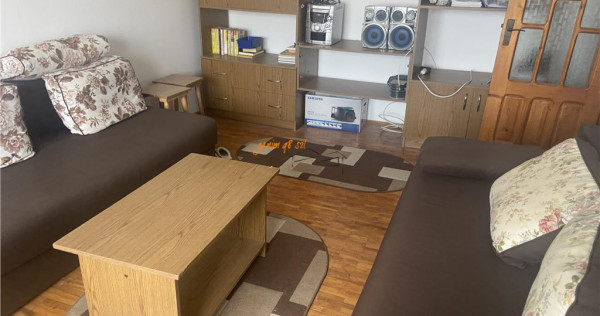 Apartament 3 camere , zona Cartier Sud , decomandat, 70 mp ,