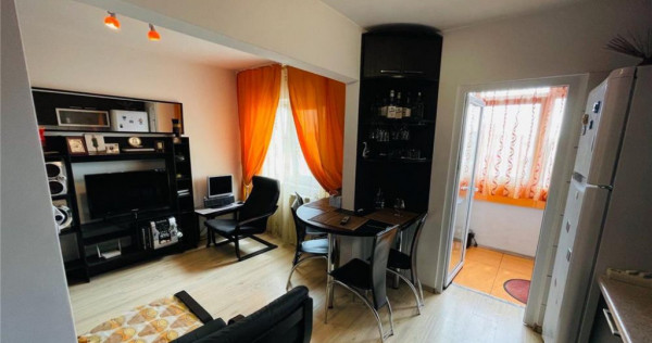 APARTAMENT 3 CAMERE/ ZONA MALUL ROSU/ PLOIESTI