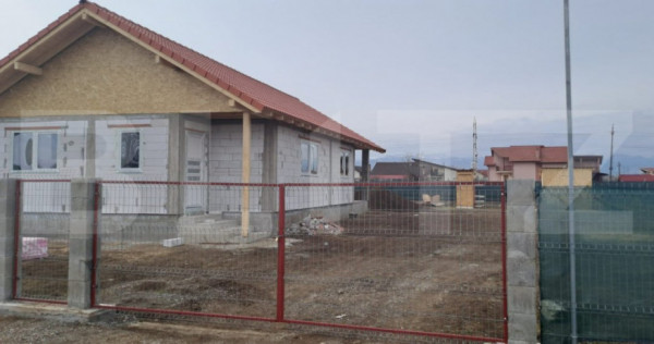 Casa cu 3 camere, 120 mp, zona Barabant
