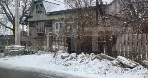 Teren intravilan de vanzare, 1290 mp, zona Lisaura