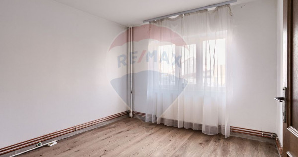 Apartament 3 camere de închiriat zona Fortuna