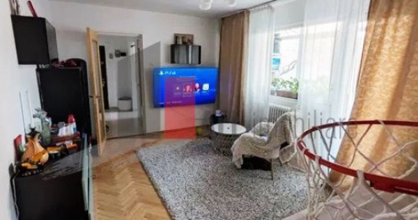 Apartament de 3 camere de vanzare zona Titan-Bulevardul N...