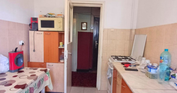 Apartament 3 camere - etajul 3 - Cantemir, Podu Roș