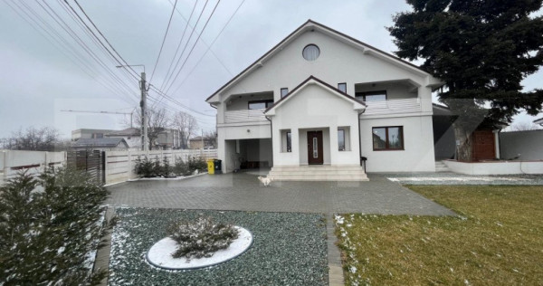 Casa deosebita, 300 mpu, teren 692 mp