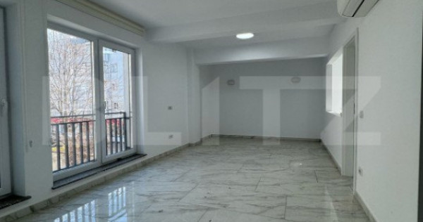 Apartament 3 camere, 100 mp, etaj intermediar, bloc nou, zon