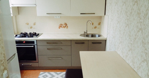 Se inchiriaza apartament in zona Vlahuta