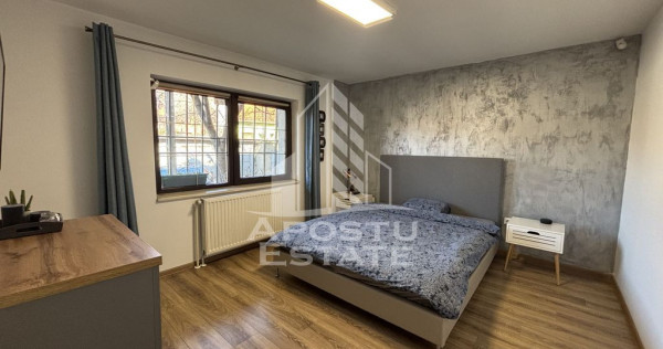 Apartament cu 4 camere pe doua niveluri in zona Stefan ce...