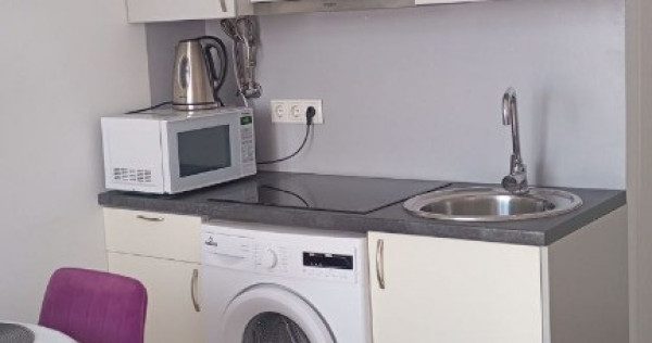 Garsoniera in zona Tractorul