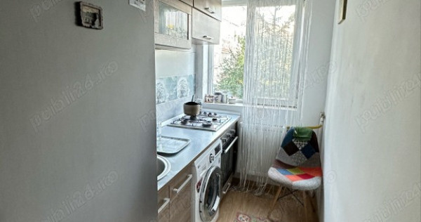 Apartament de vanzare cu 2 camere zona Vlahuta