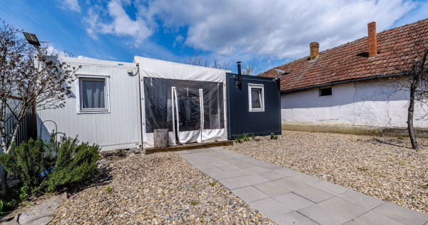PRET NOU! Casa - tip container - Teren 1987 mp - Turnu - ...