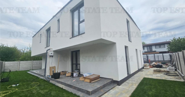 Duplex 4 camere panouri solare/pompa caldura in Giulesti