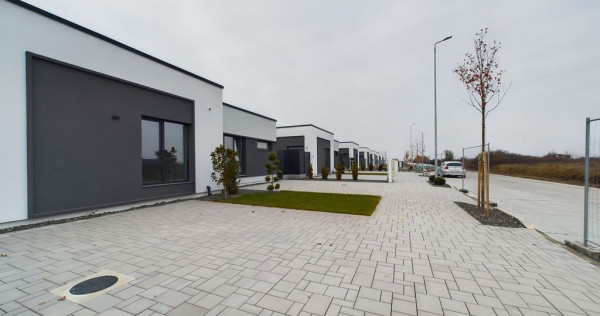 Duplex modern, pe parter, amplasat într-o zonă liniști...