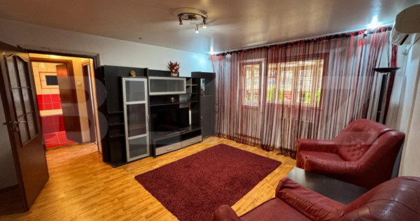 Apartament de vanzare, cu 3 camere, 65mp, zona Materna - Cra