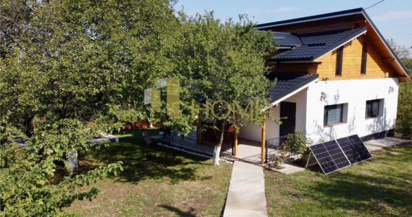 Casa vacanta, 9500 mp teren intravilan, in Valea Calugareas