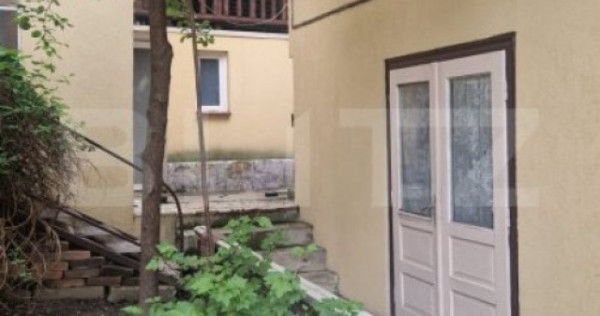 Casa in inima Rasnovului , 5 camere teren 400 mp individuala