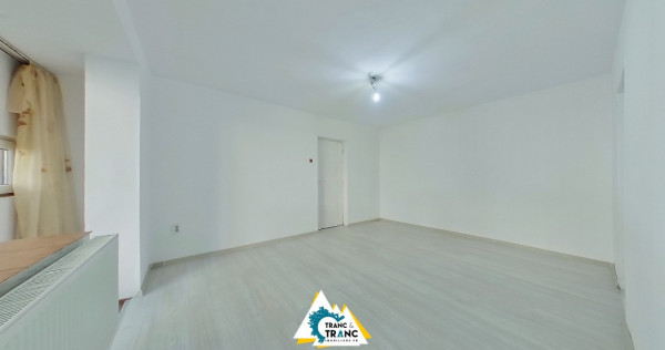 Apartamentul cu 2 camere la Podgoria cu vedere superbă catre un parc i